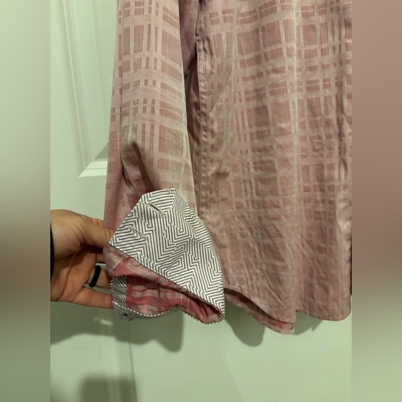 Robert Graham Pink Plaid Casual Button Down Shirt - Picture 2 of 7